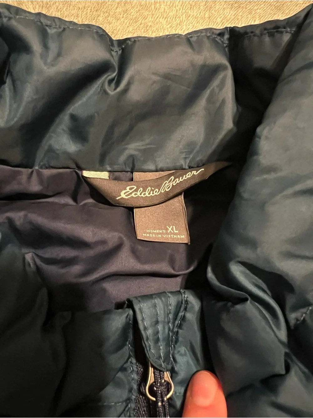 Eddie Bauer Men's Quilted Packable Vest in Navy Blue